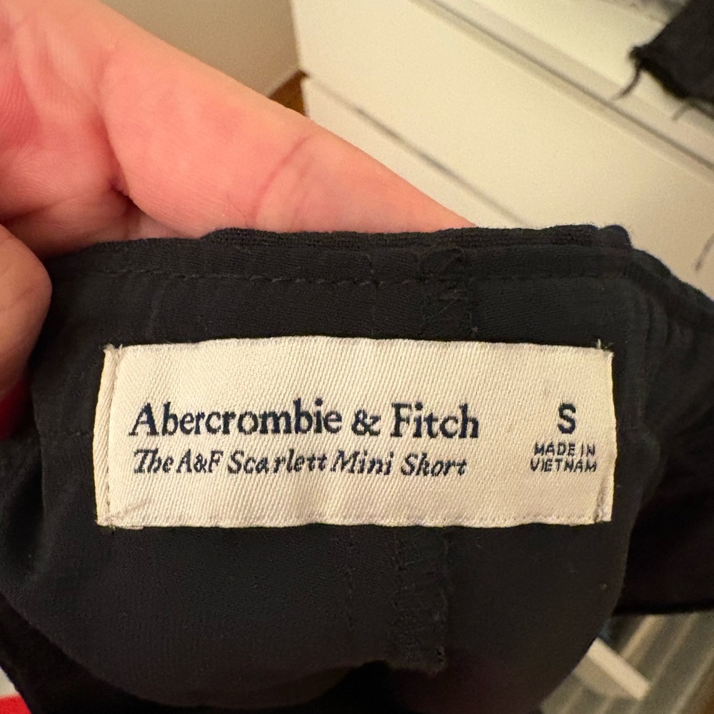 Abercrombie & Fitch Black Mini Skort